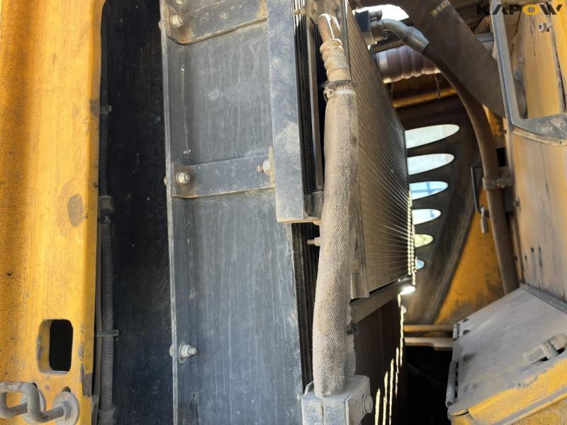 JCB 426E HT wheel loader 33