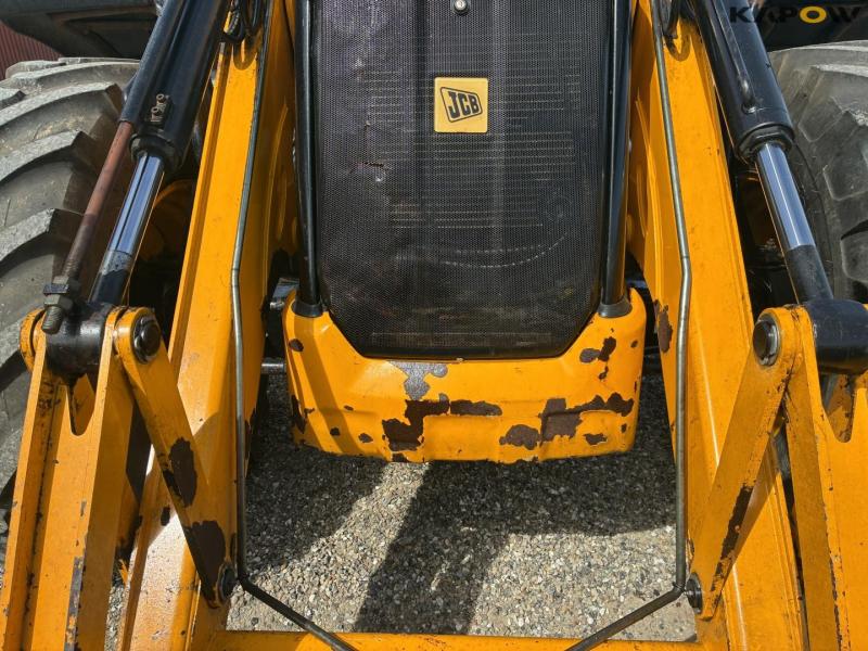 JCB 4CX backhoe loader 18