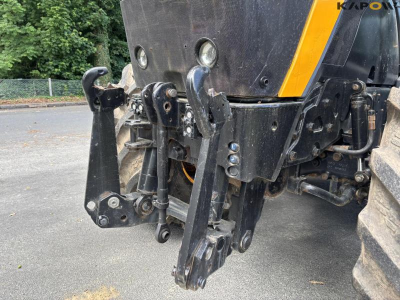 JCB FASTRAC 4220 tractor 9