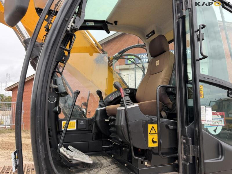 JCB JS220LC excavator 35
