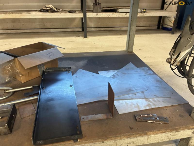 Iron table with vice 7