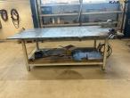 Iron table with vice 2