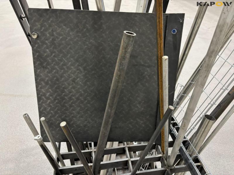 Iron holder with contents 22