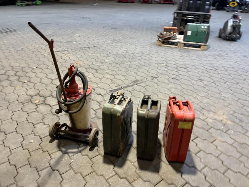 Jerry can oil container - 3 pcs 3