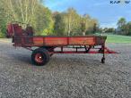 JF dump trailer with manure spreader 4