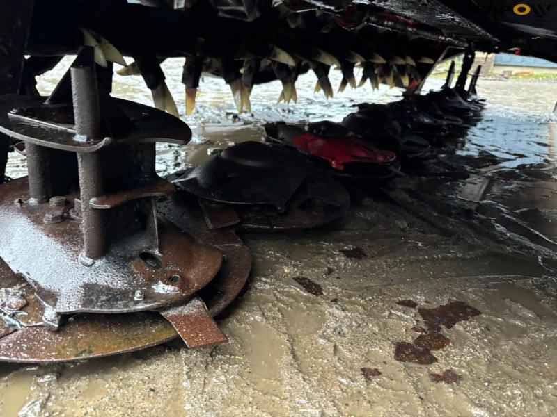 JF mower with belt and conditioner 17