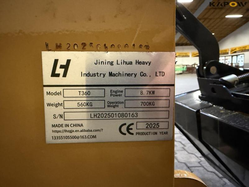 Jining Lihua Heavy T360 skid steer loader 26