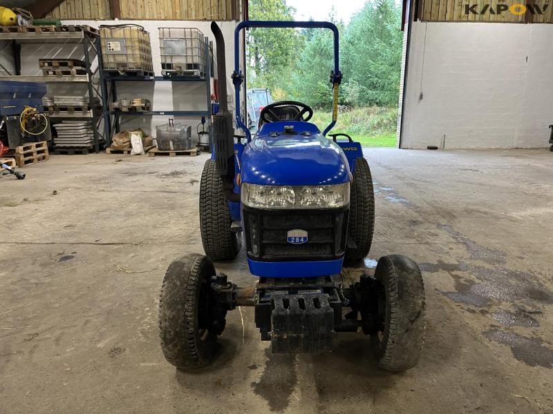 Jinma 284 4WD tractor 2