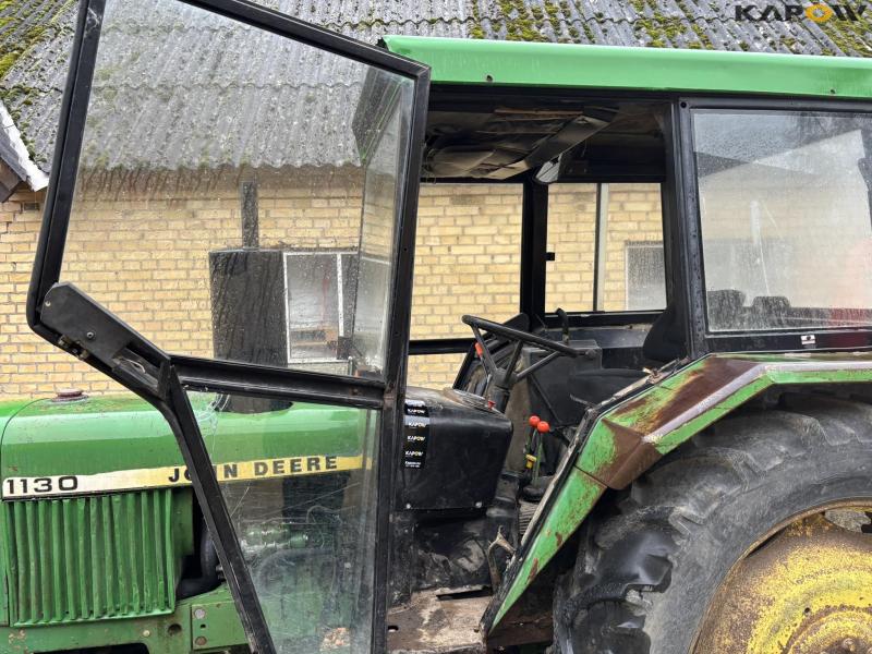 John Deere 1130 2WD tractor 44