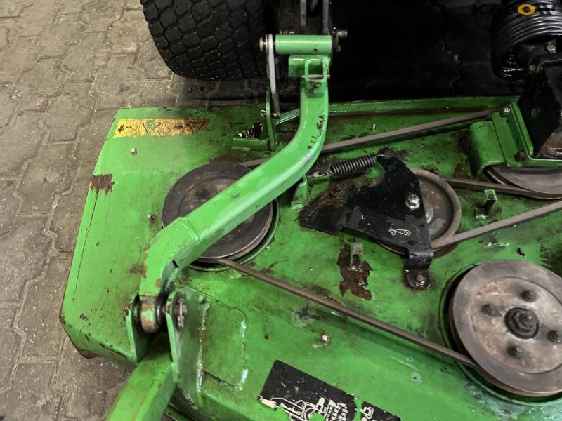 John Deere 1565 tool carrier 13