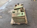 John Deere 20 pcs. weight blocks 8