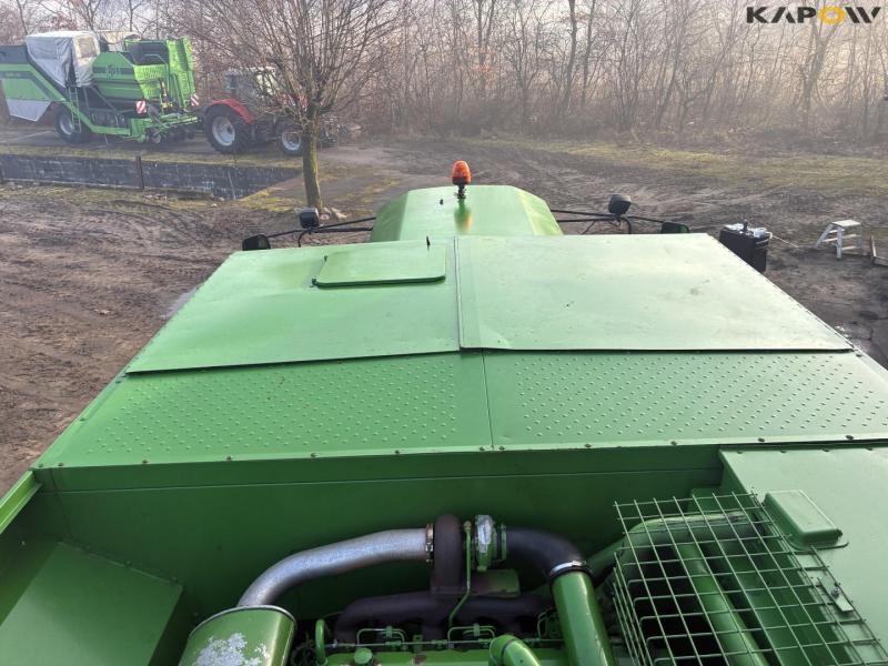 John Deere 2254 combine harvester 65