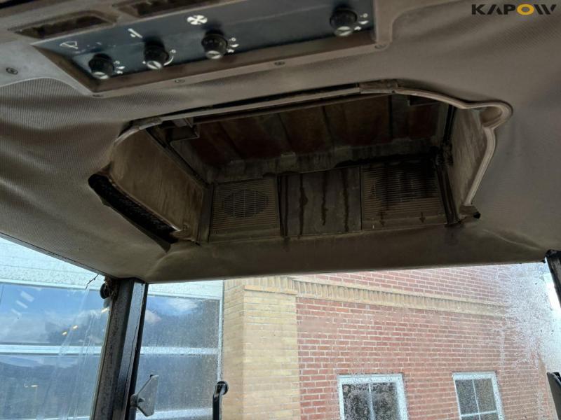 John Deere 3040 tractor 36