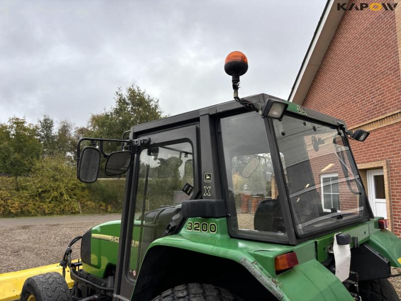 John Deere 3200 tractor with broom 24