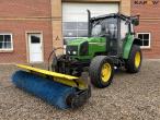 John Deere 3200 tractor with broom 1