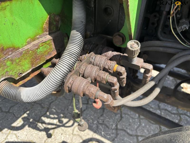 John Deere 3320 4WD 23