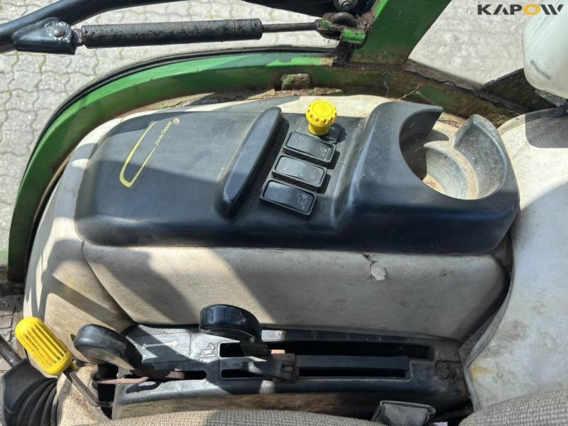 John Deere 3320 4WD 57