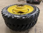 John Deere 380/90-R54 wheels 3