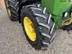 John Deere 4240S tractor 69