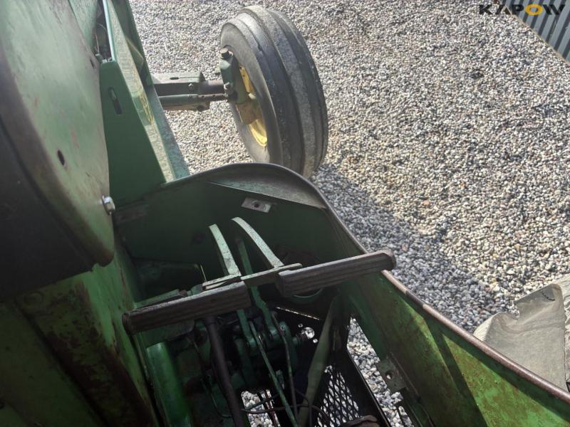 John Deere 5020 tractor 31