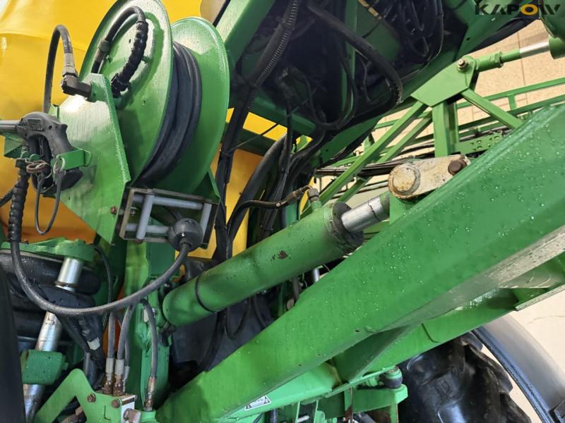 John Deere 5430i self-propelled sprayer 33