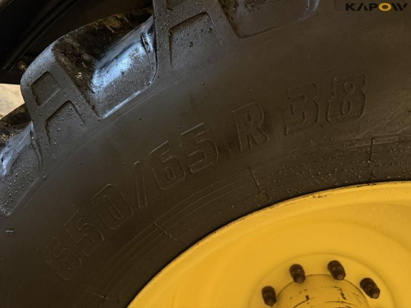 John Deere 5430i self-propelled sprayer 93