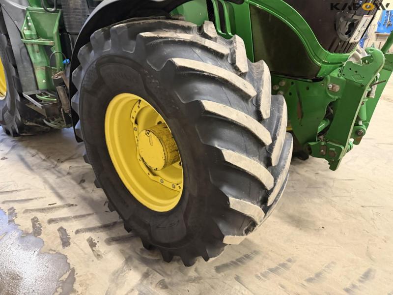 John Deere 6170R tractor 66