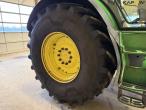 John Deere 6170R tractor 68