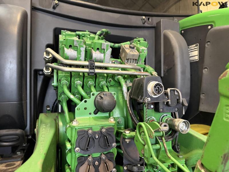 John Deere 6195R tractor 25