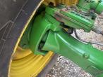 John Deere 6215M tractor 17