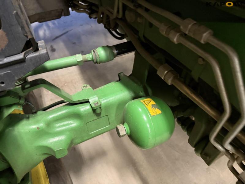 John Deere 6215R tractor 17