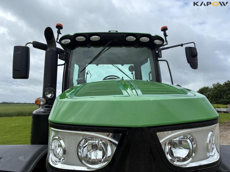 John Deere 6215R tractor 39