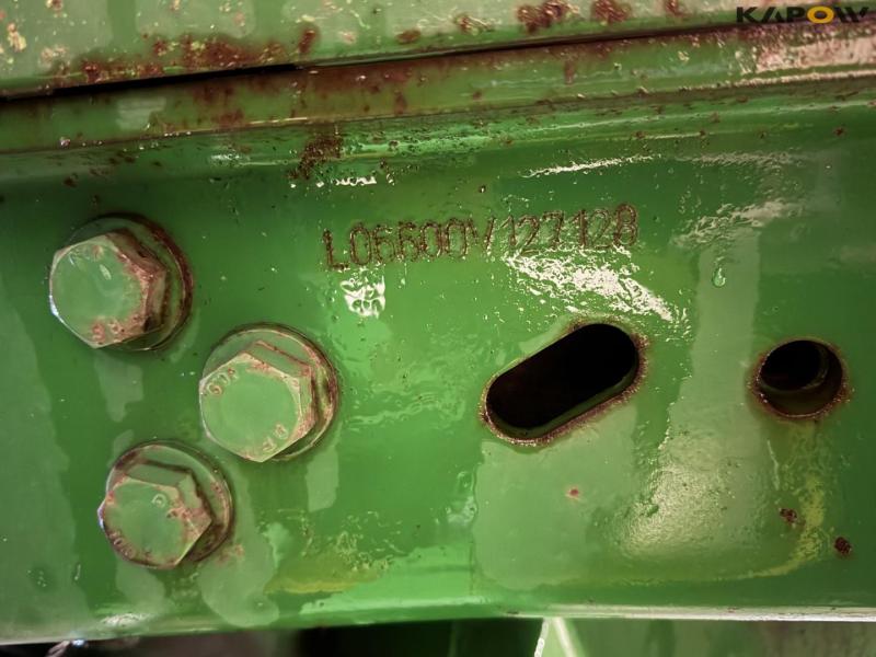 John Deere 6600 tractor 69