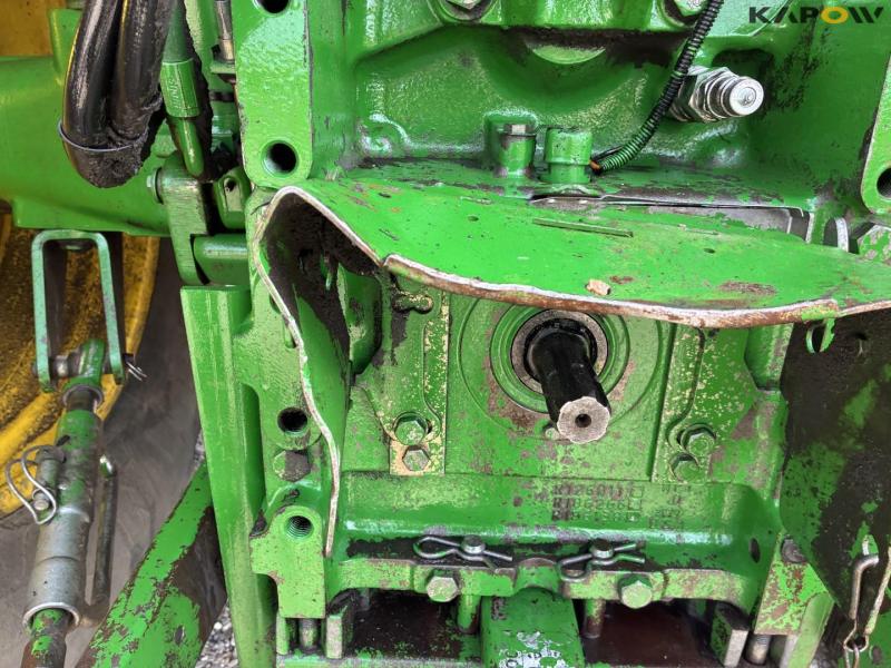 John Deere 6820 tractor with front loader 32