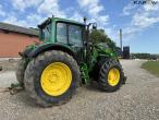John Deere 6820 tractor with front loader 4