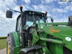 John Deere 6820 tractor with front loader 41