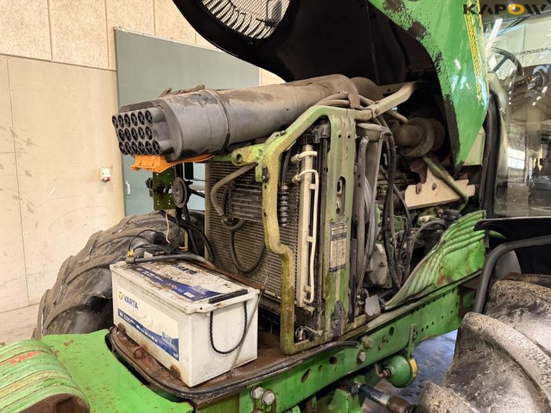 John Deere 6920S tractor 75