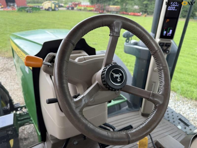 John Deere 7290 tractor 47