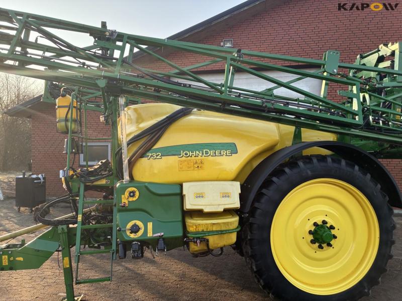 John Deere 732 field sprayer 10