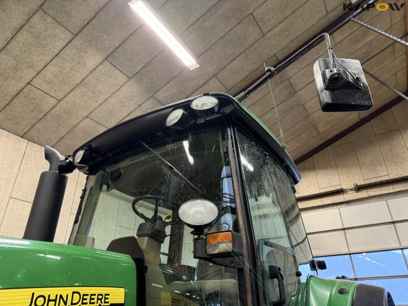 John Deere 7730 tractor 21