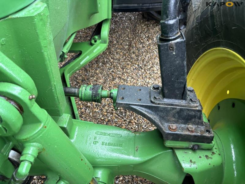 John Deere 7920 tractor 24