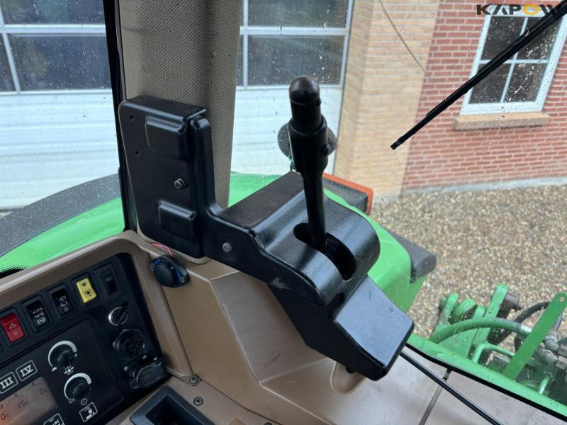 John Deere 7920 tractor 62