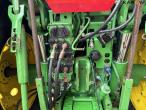 John Deere 7920 tractor 38