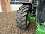 John Deere 7920 tractor 74