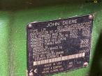 John Deere 8335R tractor 82