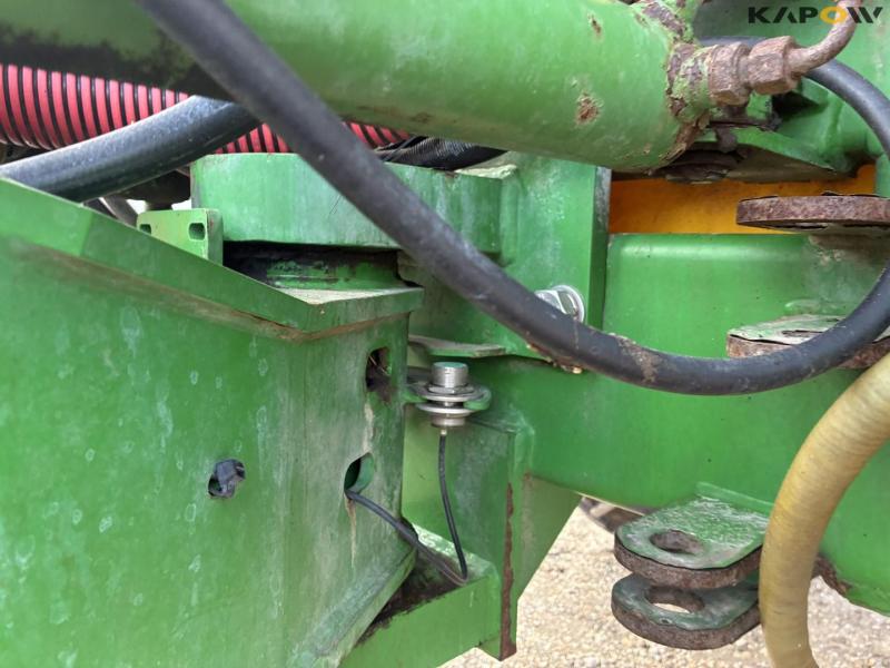 John Deere 840I sprayer 38