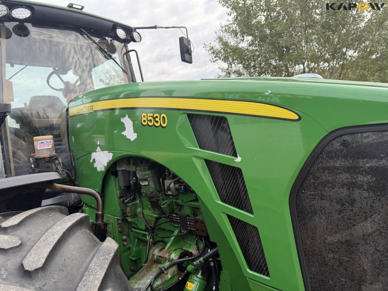 John Deere 8530 tractor 17