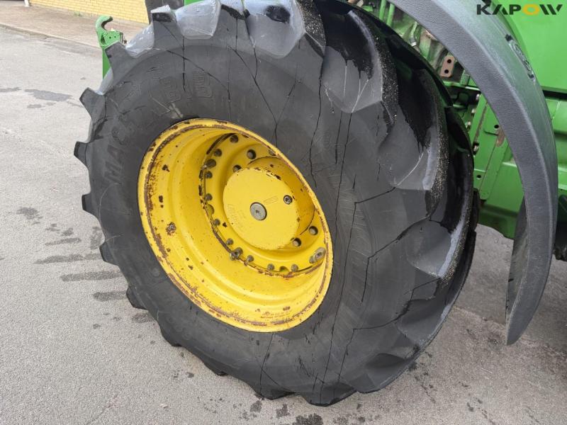 John Deere 8530 tractor 66
