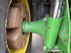 John Deere 8530 tractor 39