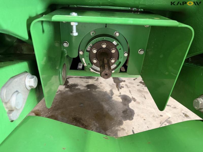 John Deere 8R 340 Signature Edition tractor 16